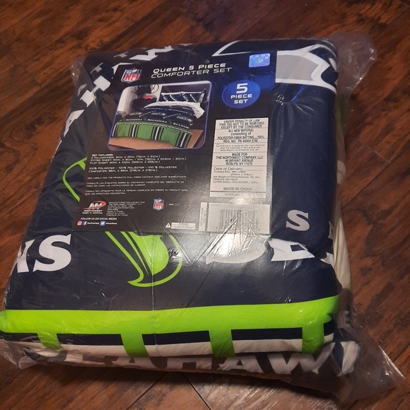 💲5pc Queen Seattle Seahawks Bedding Set - Picture 2 of 3